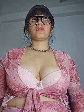 Snapshot of Kitty_Kalifa chatting on June 14, 3:19 am Kitty Kalifa online show from June 14, 3:19 am