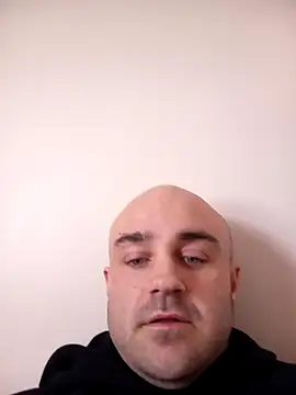 BulbasaurIsmettv online show from February 9, 6:12 pm