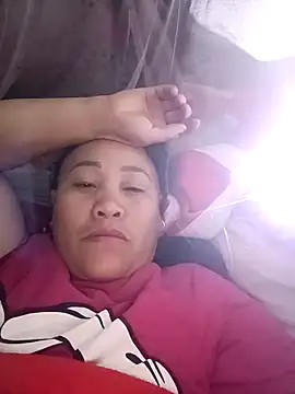 Snapshot of chich-bong chatting on November 21, 2:49 pm chich-bong online show from November 21, 2:49 pm