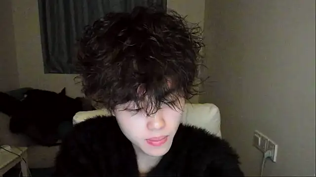 L1kuto online show from November 27, 2:19 pm