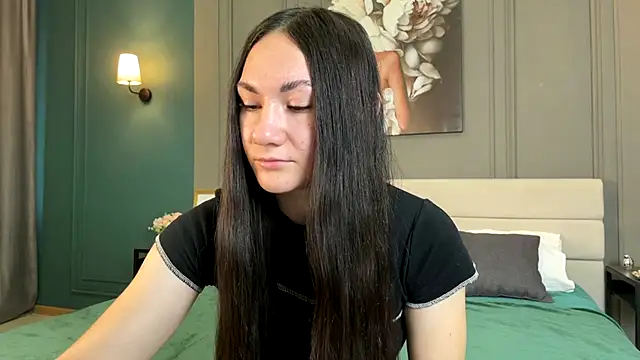 Adele Shy online show from October 28, 2:04 am