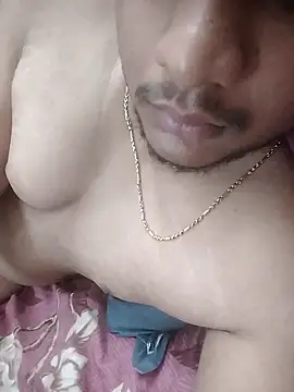 niiksvinz online show from March 17, 3:44 am