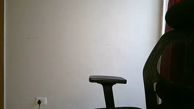 Snapshot of lustyruhh chatting on May 3, 5:24 am lustyruhh online show from May 3, 5:24 am