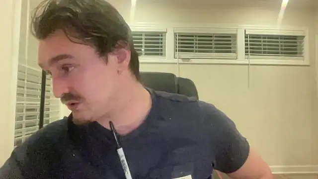 Snapshot of andrenoma427 chatting on December 14, 1:44 am andrenoma427 online show from December 14, 1:44 am