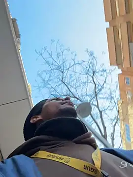 Albert Madrid online show from January 19, 1:26 pm