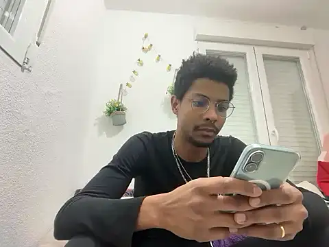 Albert Madrid online show from February 5, 5:34 am