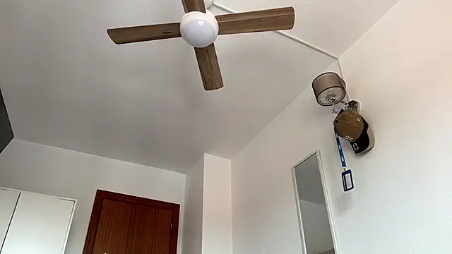 Albert Madrid online show from June 19, 3:27 pm