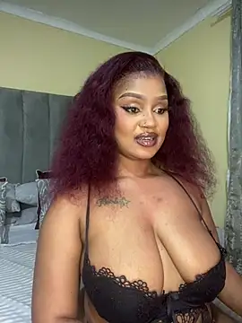 Snapshot of Amberr_Roose chatting on June 24, 9:58 pm Amberr Roose online show from June 24, 9:58 pm