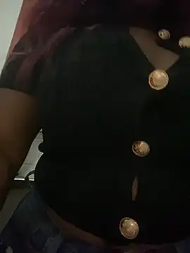Snapshot of Amberr_Roose chatting on July 23, 8:40 pm Amberr Roose online show from July 23, 8:40 pm