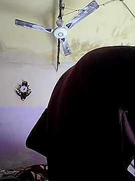 SINGLE BOY SITAR online show from October 24, 7:38 am