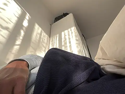 Snapshot of blacksamii2 chatting on November 21, 9:08 am blacksamii2 online show from November 21, 9:08 am