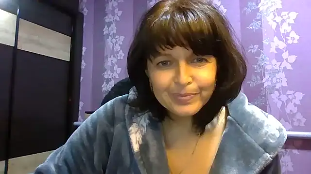 Snapshot of CountessLuna chatting on October 27, 12:42 pm CountessLuna online show from October 27, 12:42 pm