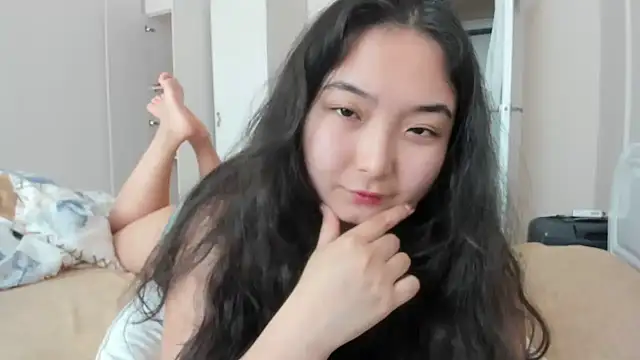 Snapshot of miomyao chatting on May 18, 5:57 am miomyao online show from May 18, 5:57 am