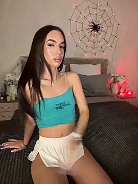 LuxBrunette- online show from October 24, 5:48 am