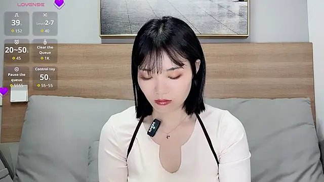 Snapshot of upoo7lt chatting on November 17, 6:30 am upoo7lt online show from November 17, 6:30 am