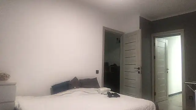 DollyRoma online show from October 28, 9:24 am