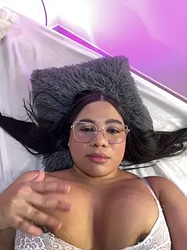 MelissaHex online show from March 3, 8:26 pm