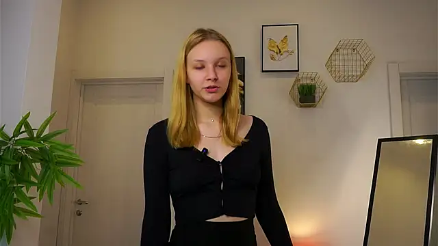 ElissaGlod online show from October 28, 11:36 am