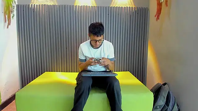 STEPHEN BONNET online show from October 31, 12:39 pm