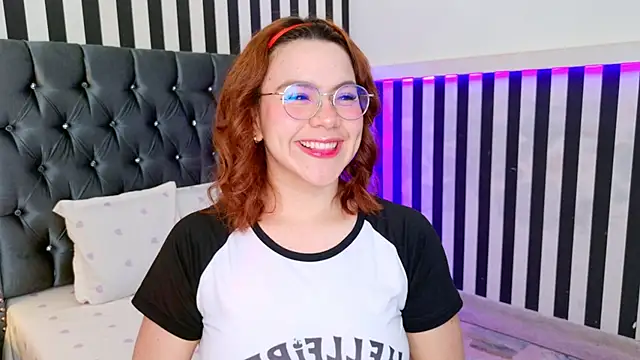 sussiestrawberry online show from October 29, 10:06 am