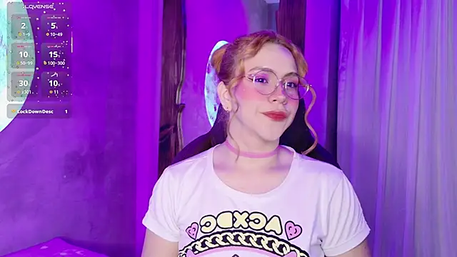 sussiestrawberry online show from November 12, 10:15 am