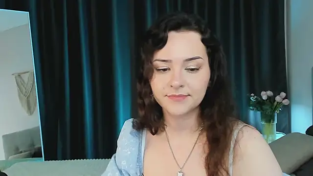 Snapshot of Camilla_Rowen chatting on June 11, 8:40 pm Camilla Rowen online show from June 11, 8:40 pm