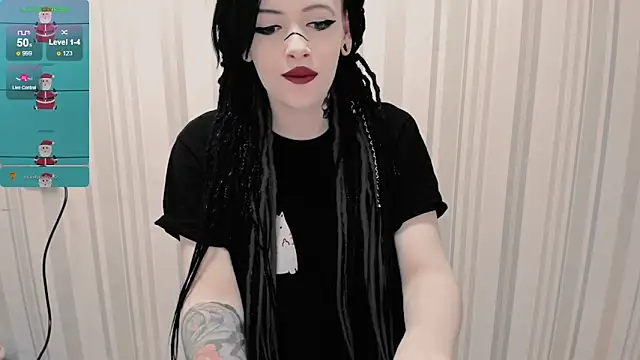 Snapshot of AlternativePolly chatting on October 23, 6:02 am AlternativePolly online show from October 23, 6:02 am