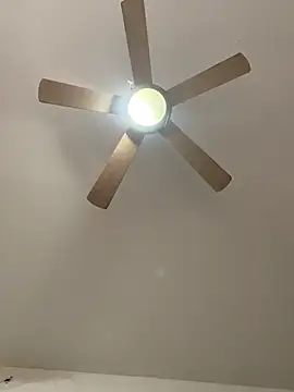 Snapshot of Charlykll chatting on December 4, 8:39 pm Charlykll online show from December 4, 8:39 pm