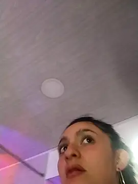 Emmy Palacios online show from February 3, 12:43 pm