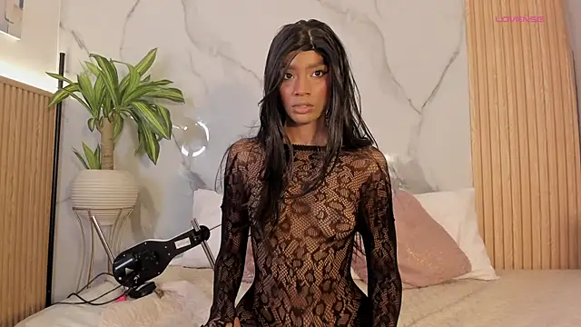 Fyre divine online show from April 25, 10:18 am