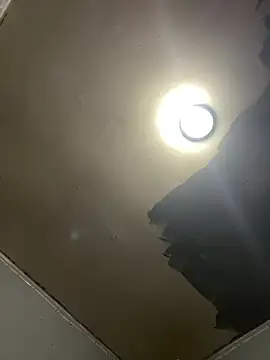 Snapshot of DiabloDicc74 chatting on February 14, 9:39 am DiabloDicc74 online show from February 14, 9:39 am