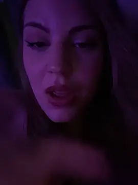 Snapshot of elliepixie chatting on February 27, 5:07 am elliepixie online show from February 27, 5:07 am