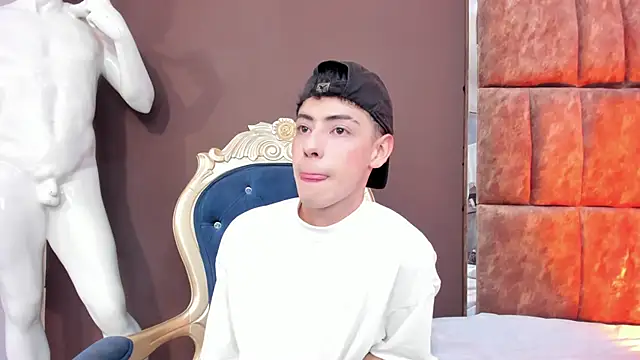 Sebastian Reed online show from January 11, 11:54 pm