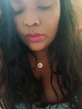 Snapshot of nayerli_123 chatting on October 23, 5:12 pm nayerli 123 online show from October 23, 5:12 pm