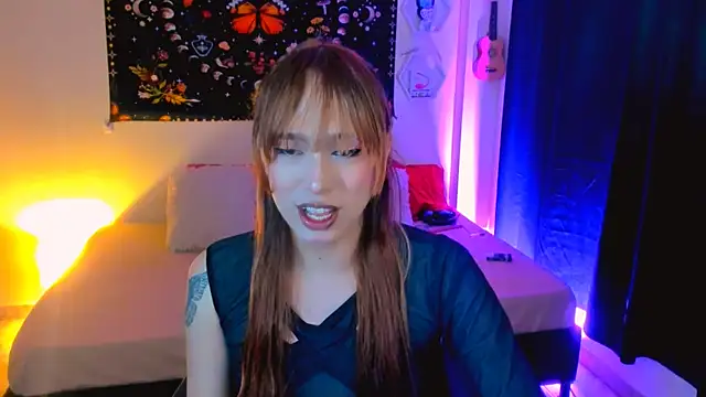 AdelineEsposito online show from November 27, 3:08 am