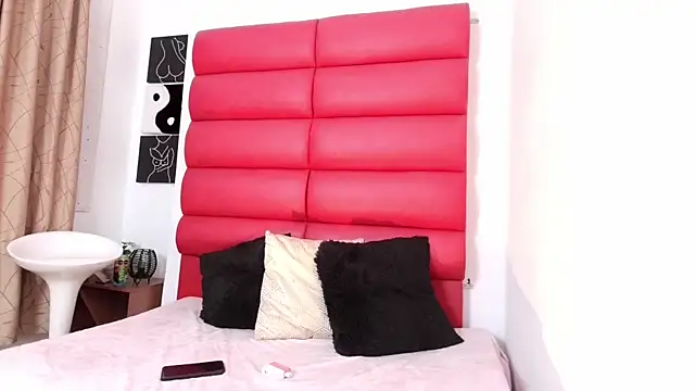 oliviamonroe online show from November 5, 9:26 pm