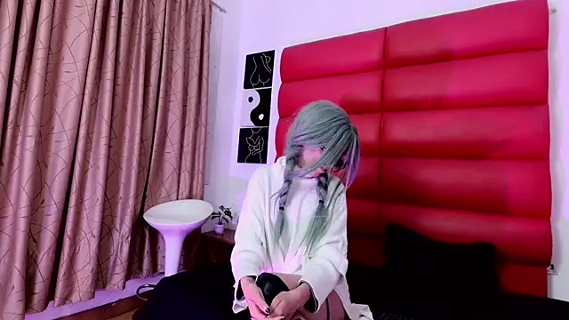 oliviamonroe online show from November 14, 9:41 am