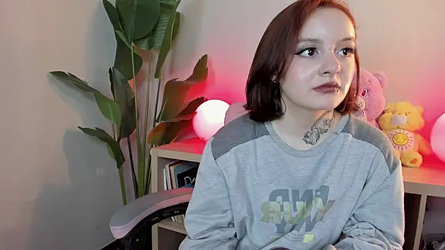 lexirouge   online show from October 29, 12:40 pm