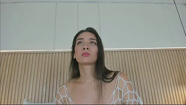 NahimiThompson online show from July 23, 7:45 pm