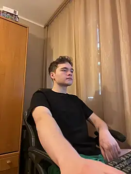 danielxfun online show from February 24, 1:31 pm