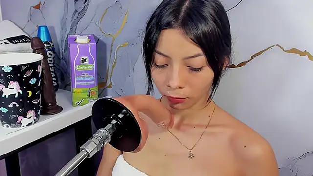 eimy mason online show from February 7, 8:12 pm