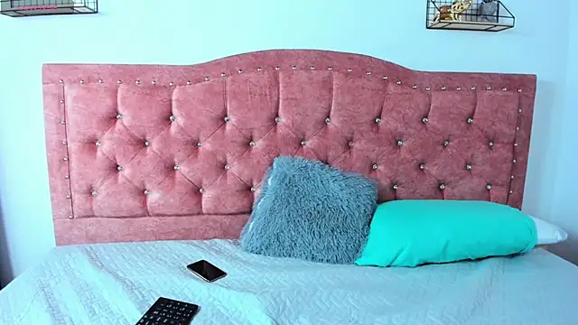 Mia rous69 online show from October 29, 5:10 am