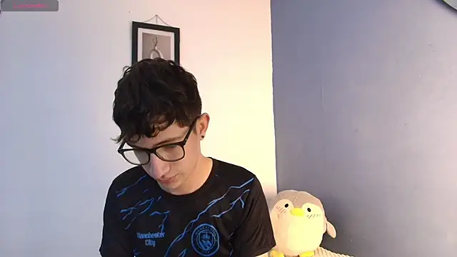 Erick Taylor3 online show from July 28, 8:01 pm