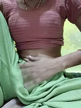 Snapshot of janvi_sharma87 chatting on November 18, 6:07 am janvi sharma87 online show from November 18, 6:07 am