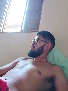 Snapshot of FerrariniHott chatting on November 5, 9:31 am FerrariniHott online show from November 5, 9:31 am