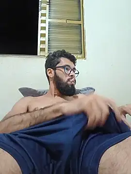 Snapshot of FerrariniHott chatting on December 14, 2:50 am FerrariniHott online show from December 14, 2:50 am