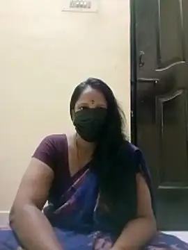 Snapshot of tamilammu1431 chatting on October 24, 8:33 am tamilammu1431 online show from October 24, 8:33 am