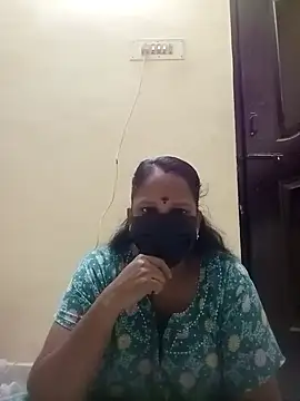 Snapshot of tamilammu1431 chatting on October 28, 1:42 am tamilammu1431 online show from October 28, 1:42 am