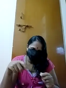 Snapshot of tamilammu1431 chatting on December 4, 3:10 pm tamilammu1431 online show from December 4, 3:10 pm