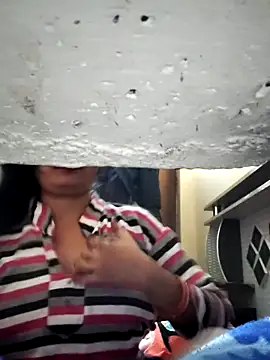 Snapshot of Pyaar_Ki_Pooja chatting on December 16, 3:33 am Pyaar Ki Pooja online show from December 16, 3:33 am